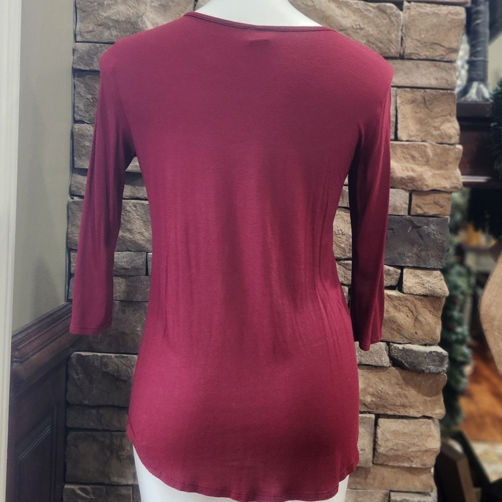 Brenda's Top - Picture 5 of 5